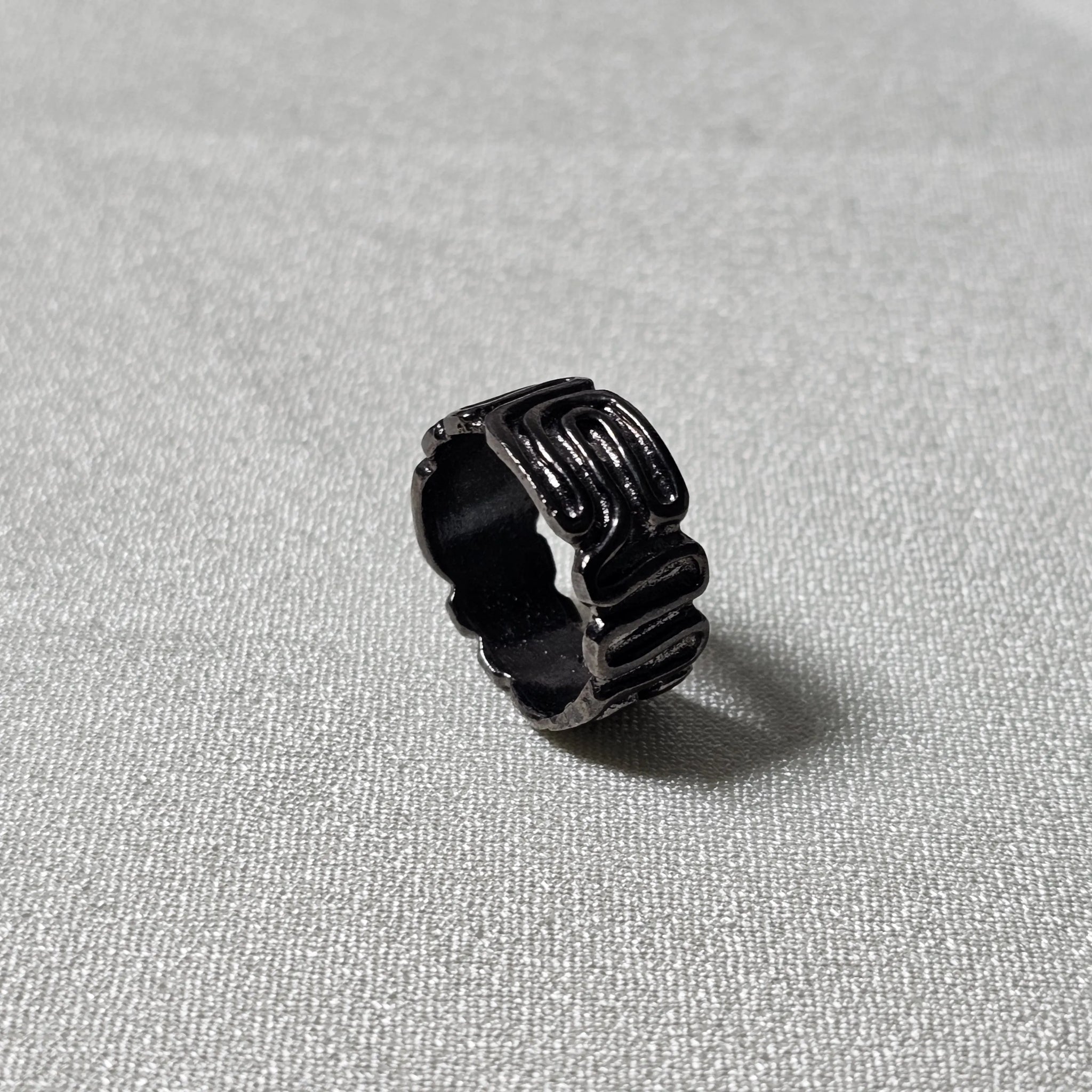 Labyrinth Ring