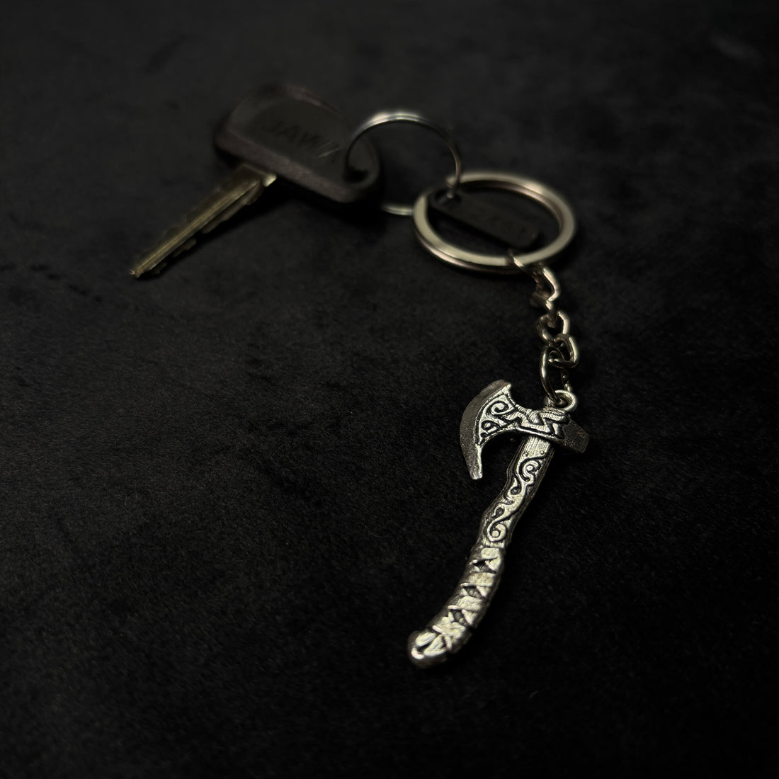 Axe KeYchaiN